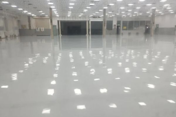 Tìm hiểu chi tiết những hóa chất phủ bóng sàn